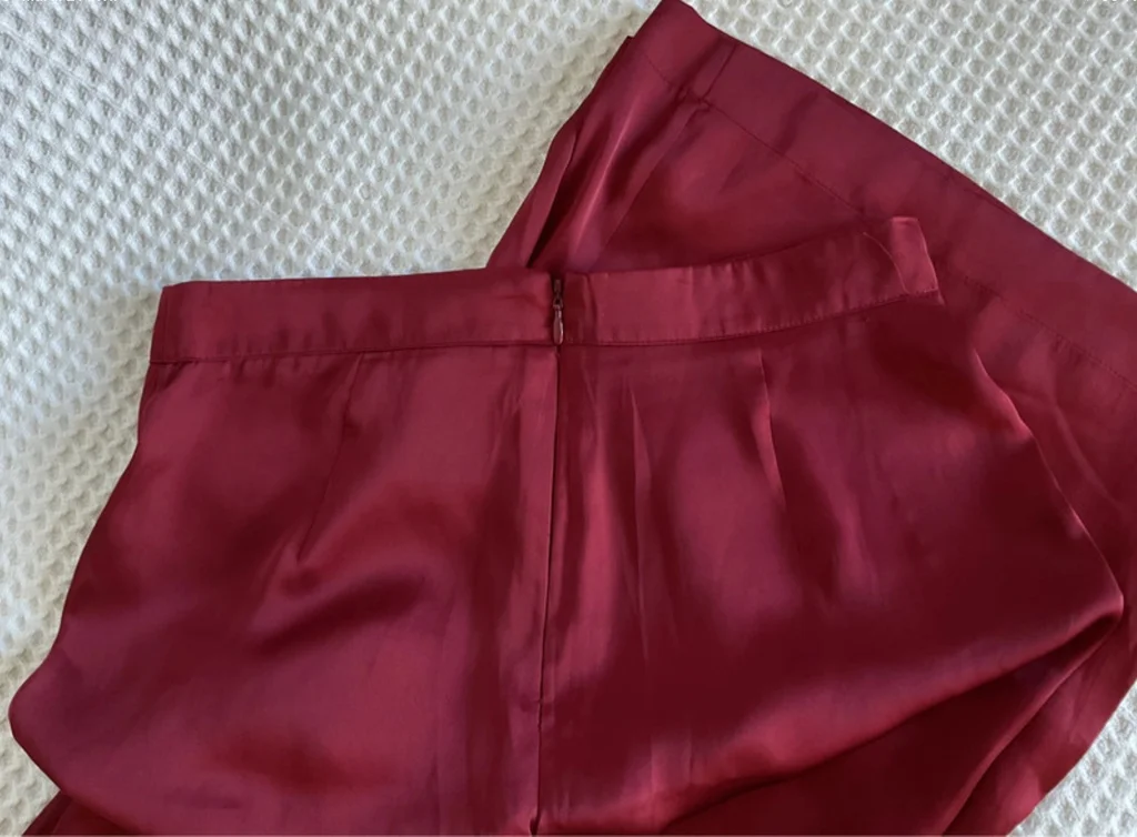 🔥-20%🔥 Pantalon Large Satiné – Bordeaux Profond T.S – photo 5
